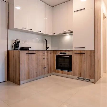 Ml Apartment *