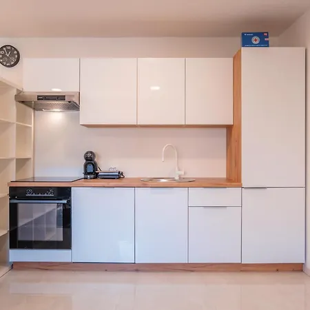 Apartment Ml
