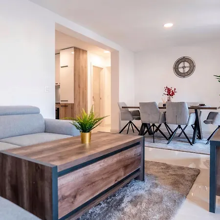Apartment Ml