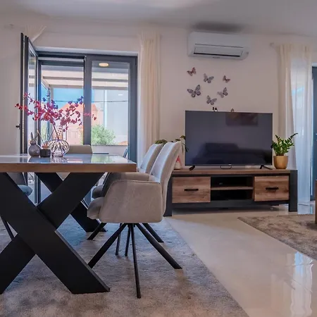 Ml Apartment Vodice